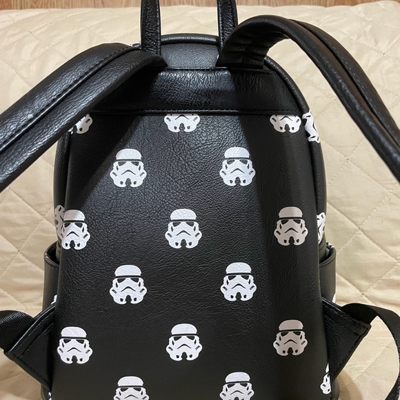 Loungefly Black and White Stormtrooper Backpack main image 5